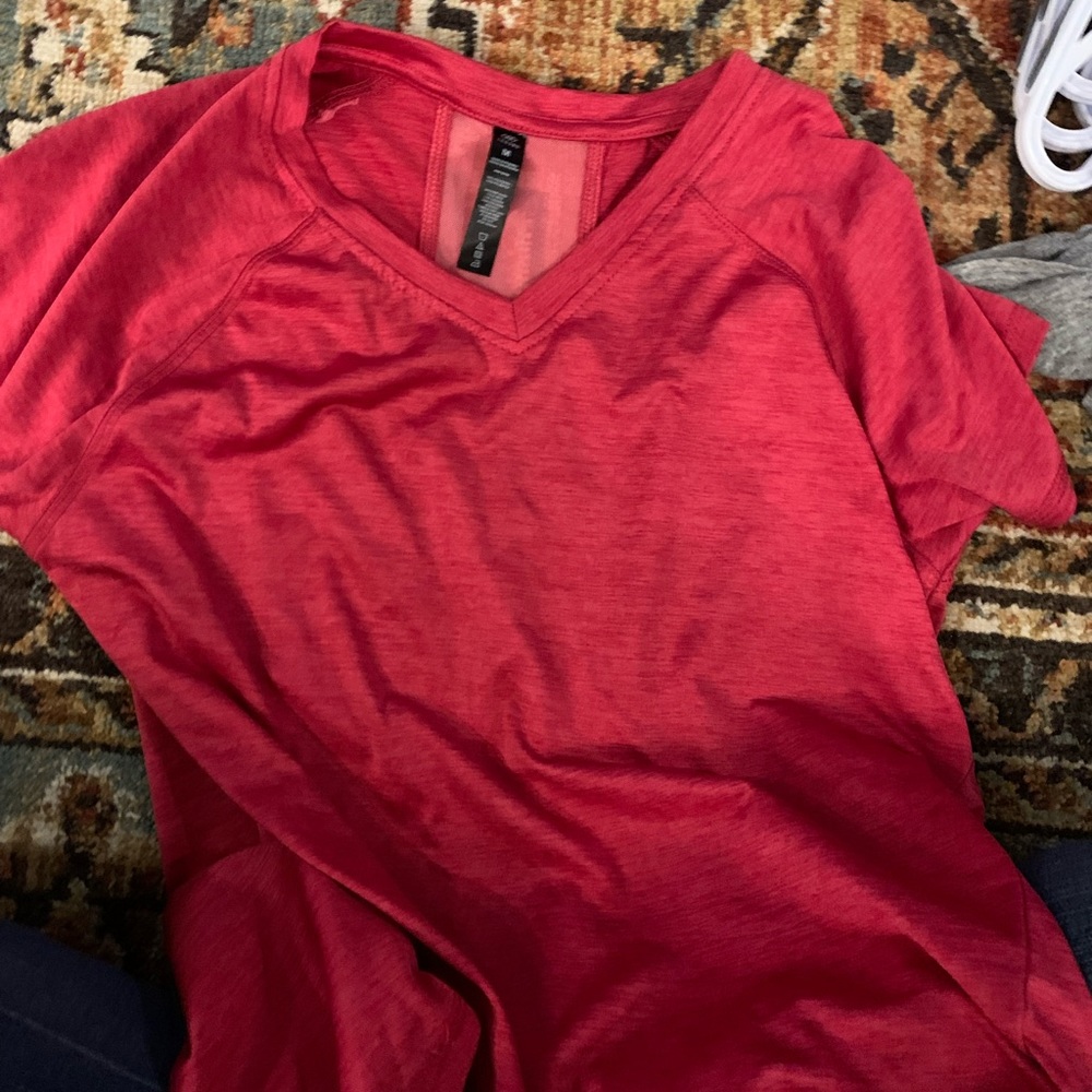 leg3nd pink top with mesh back